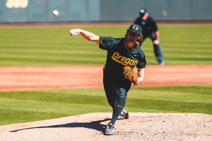 Oregon-RHP-Cal-Scolari-37-delivers-a-pit